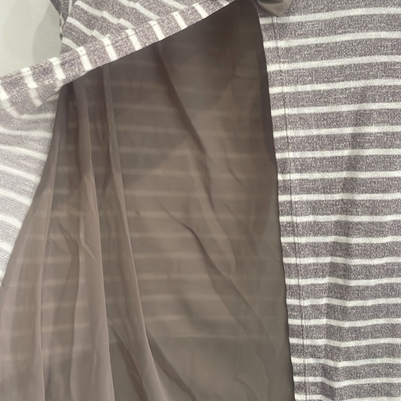 NWOT: : Elegant Short Sleeve Blouse - Picture 12 of 14